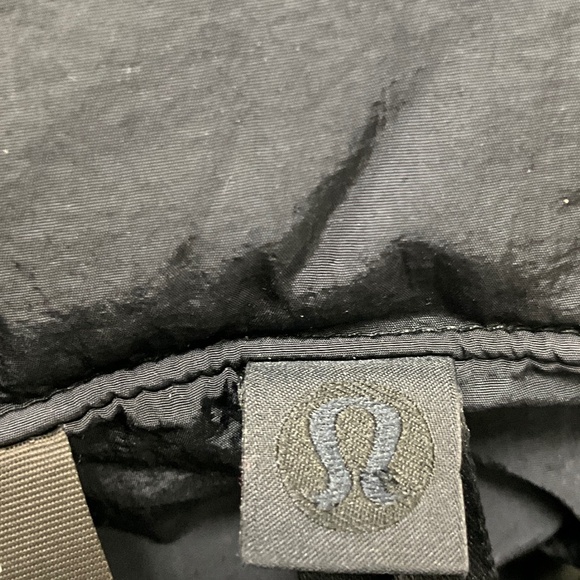 LULULEMON NAVY BLUE OVERSIZED PUFFER LAB COAT - Picture 4 of 5